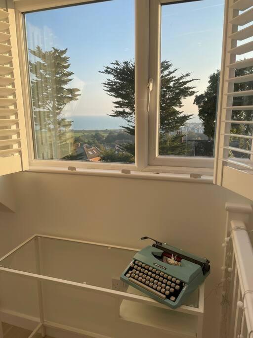 The Bolt Hole Hythe Panoramic Coast And Sea Viewsヴィラ エクステリア 写真