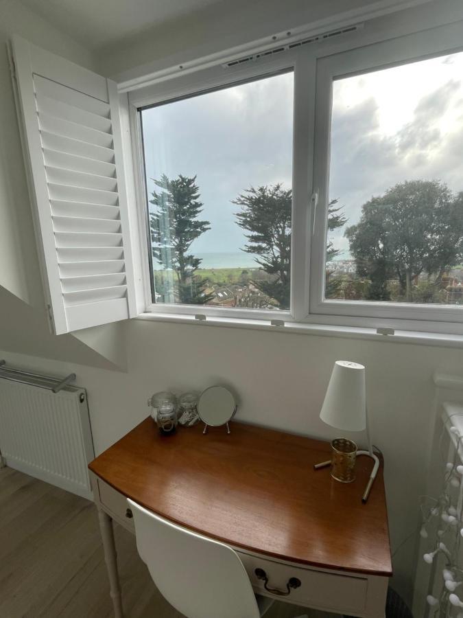 The Bolt Hole Hythe Panoramic Coast And Sea Viewsヴィラ エクステリア 写真